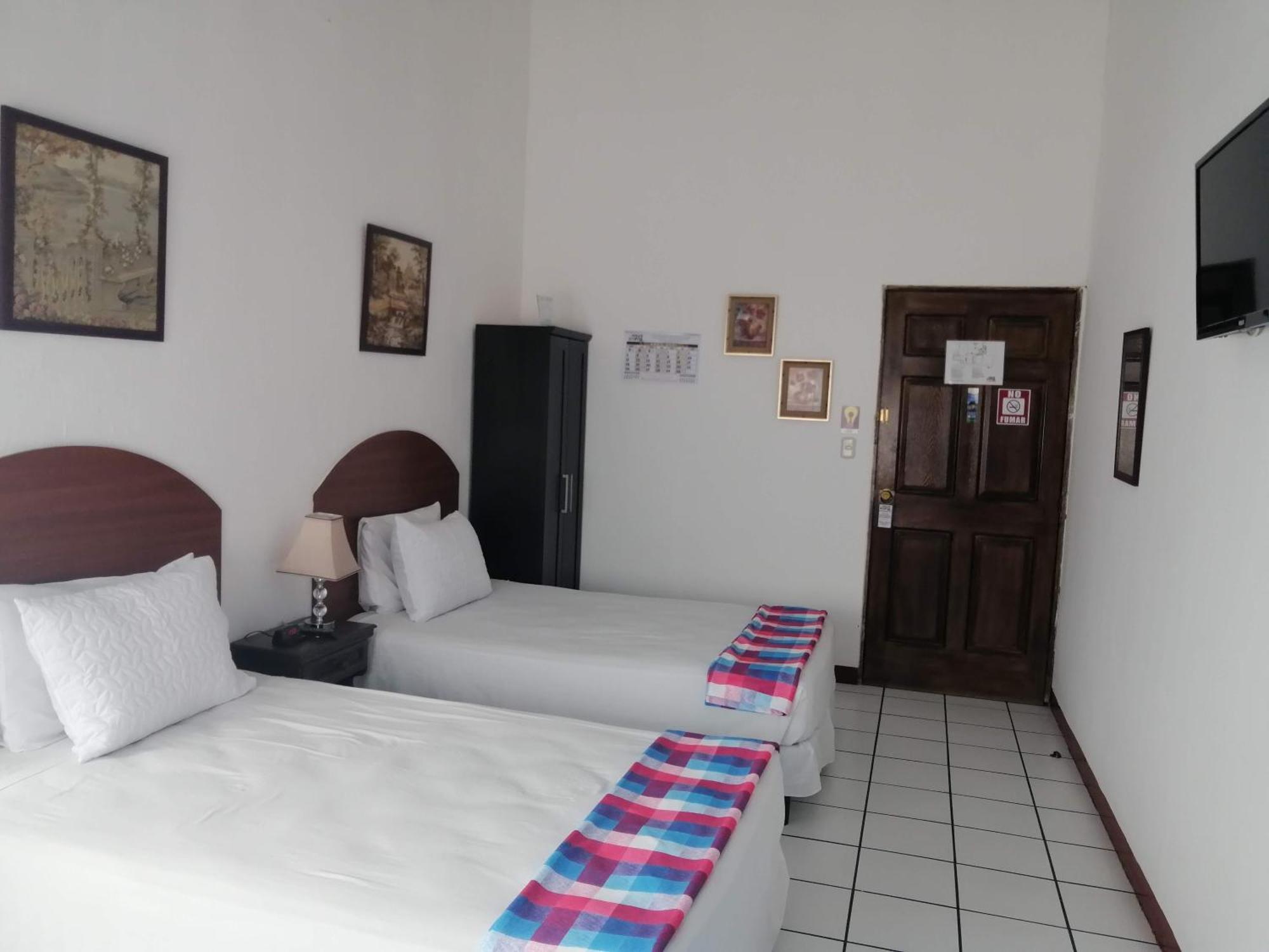 Novohostal B&B Guatemala City Exterior foto