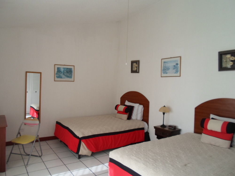 Novohostal B&B Guatemala City Exterior foto