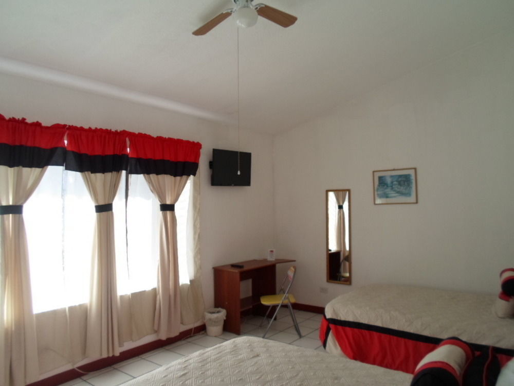Novohostal B&B Guatemala City Exterior foto