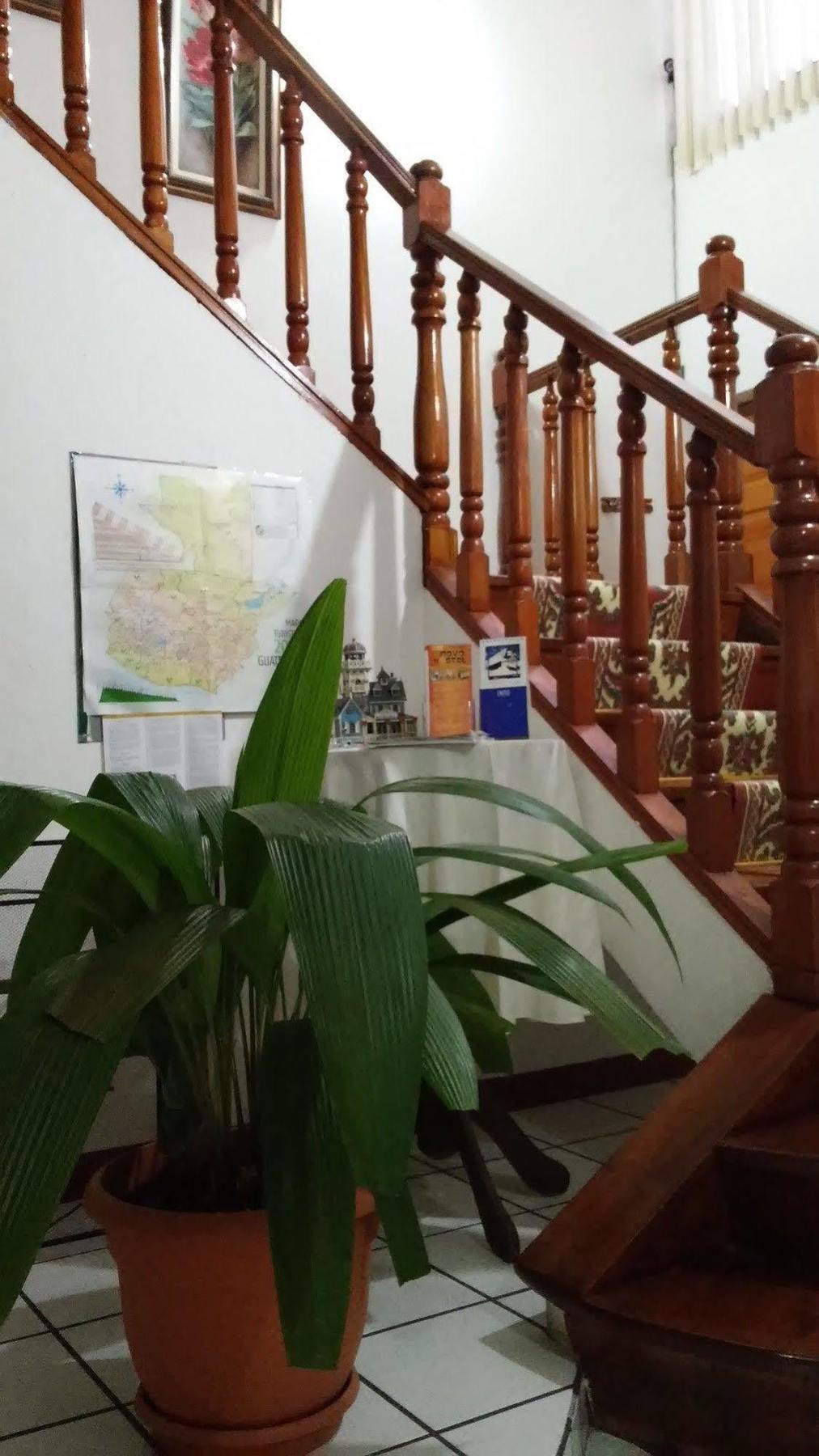 Novohostal B&B Guatemala City Exterior foto