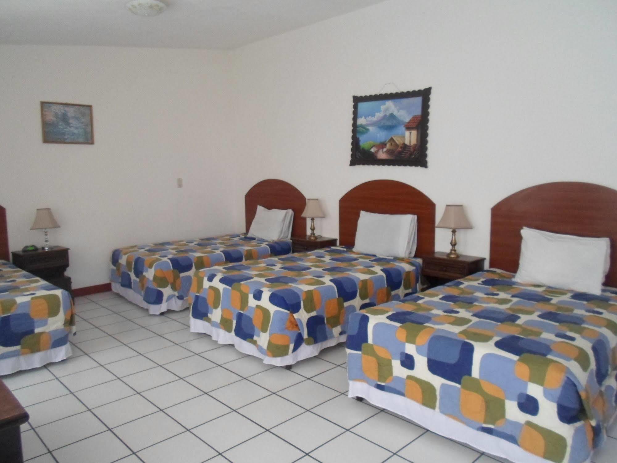 Novohostal B&B Guatemala City Exterior foto