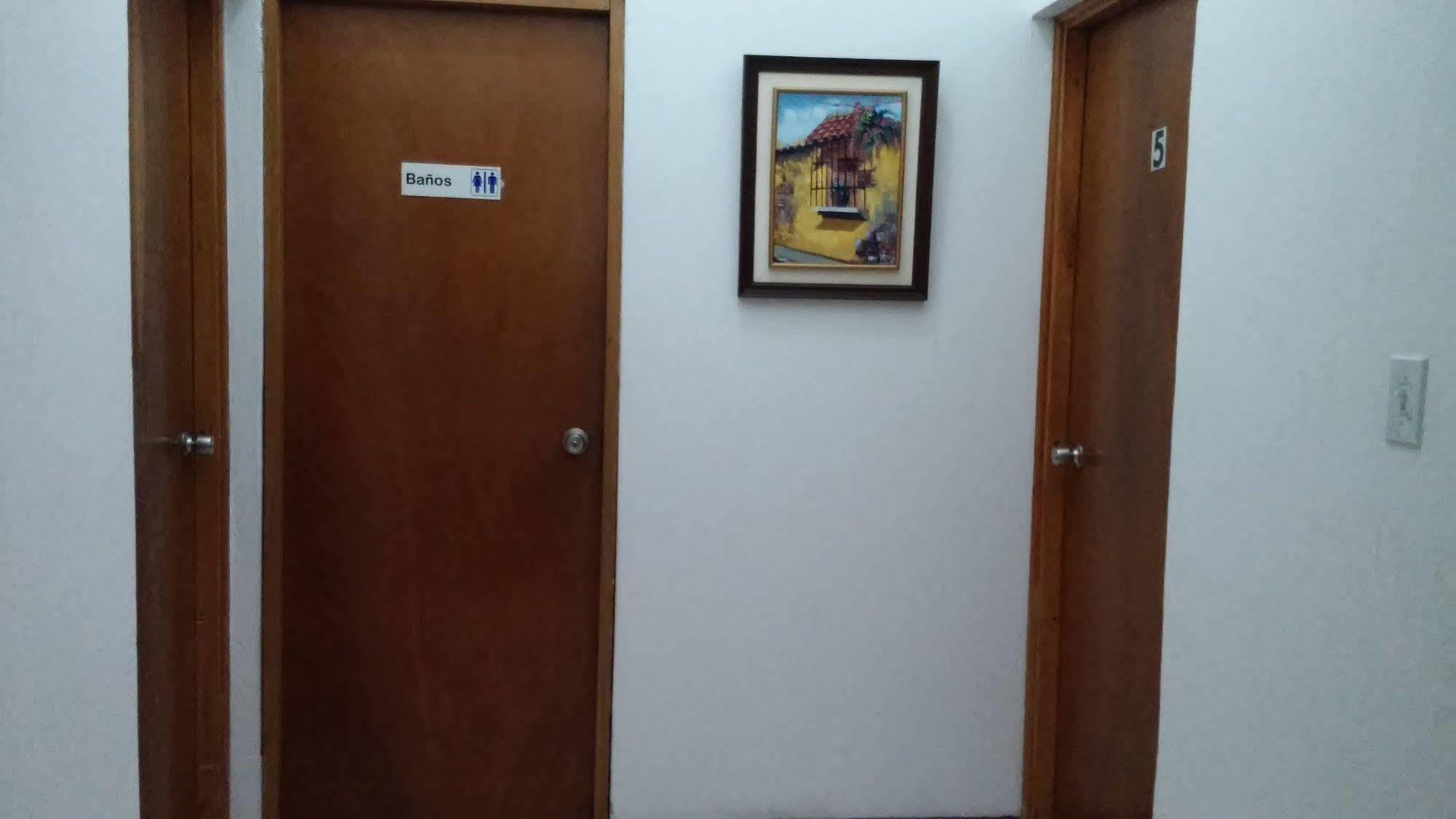 Novohostal B&B Guatemala City Exterior foto